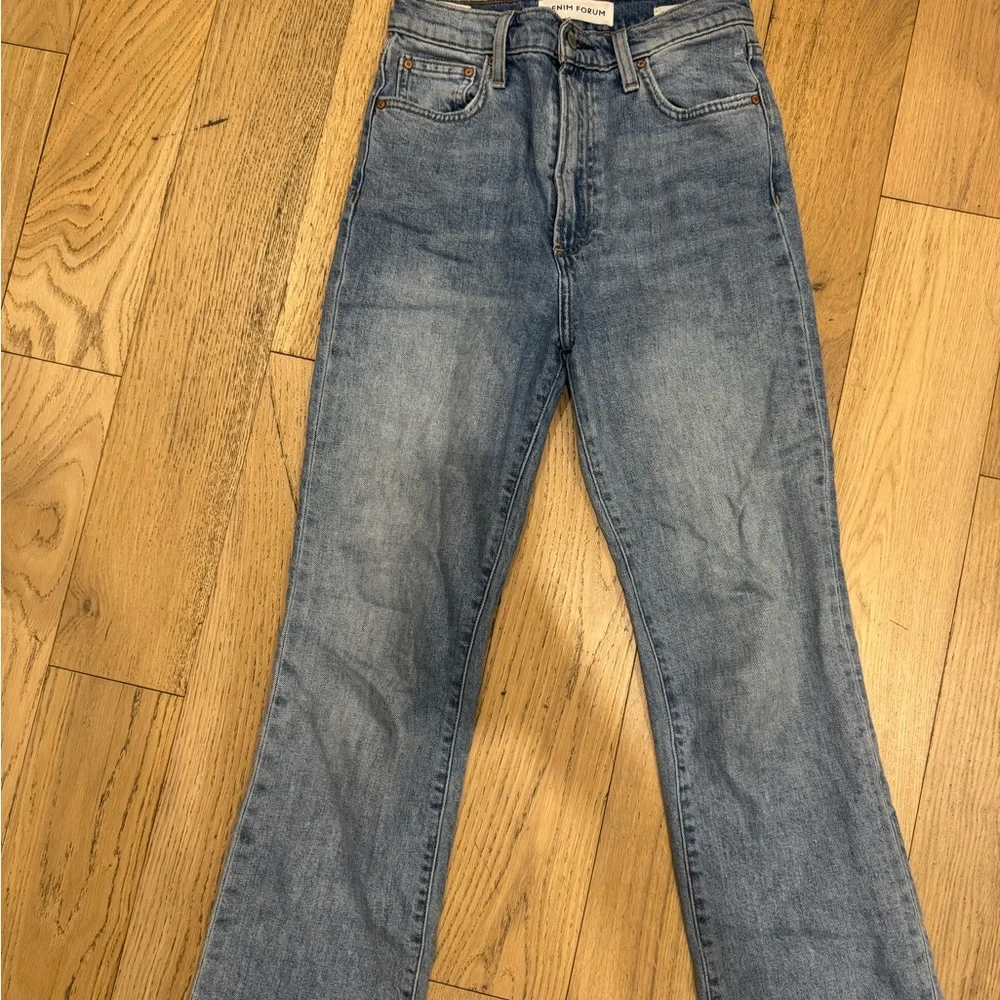 Aritzia Light Blue Wide-Leg Jeans - Picture 2 of 2